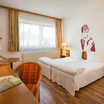 فندق Amerika 3*