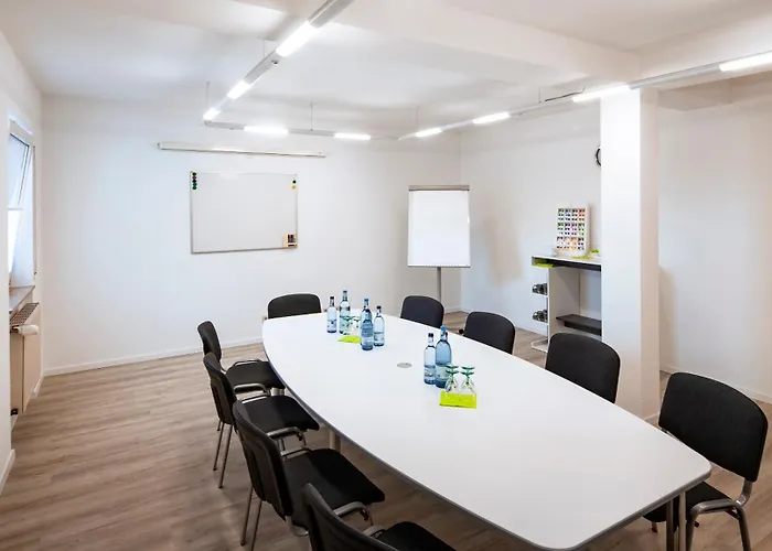 Отель Amerika 3*